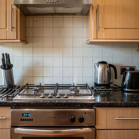 One Bedroom Flat In Bush Hill Park Enfield Exterior photo